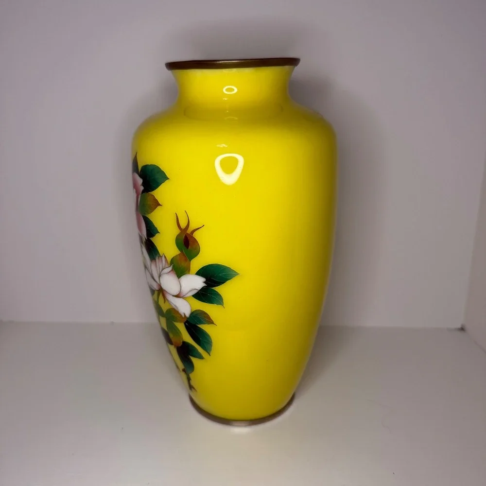 Vintage Japan‎ Cloisonne Yellow Enamel Floral Rose Vase 7.25 Inch Showa Era